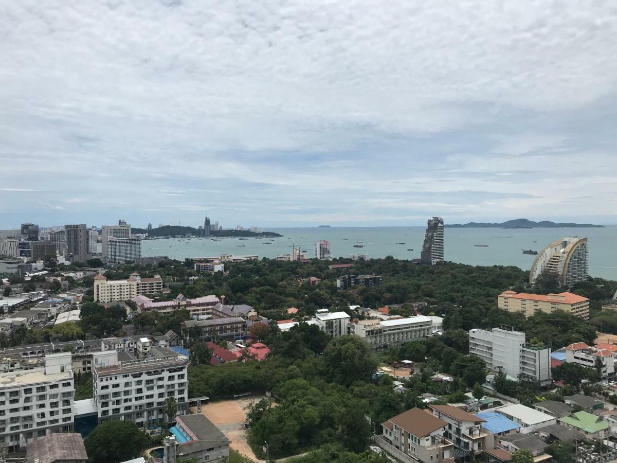 Lumpini Ville Wong Amat Beach Pattaya Exteriör bild